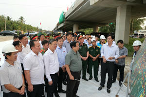 Thủ tướng yêu cầu thông xe toàn tuyến cao tốc Châu Đốc - Cần Thơ - Sóc Trăng vào ngày 30/6/2026