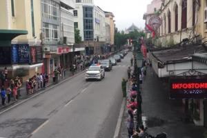 Video: Đoàn xe nghi lễ đưa linh cữu Chủ tịch nước Trần Đại Quang về với đất mẹ