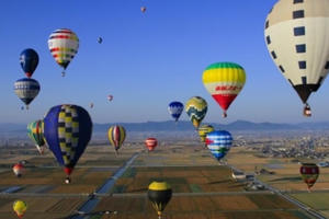 Tết Nguyên đán 2017, TP HCM biểu diễn khinh khí cầu bay