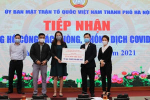 Báo Pháp luật Việt Nam tiếp thêm nguồn lực phòng chống dịch Covid-19 tại nhiều tỉnh, đơn vị