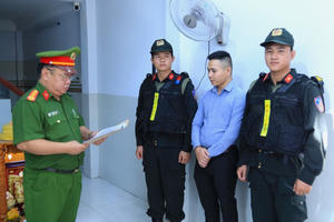 Tạm giữ 3 đối tượng sản xuất, buôn bán phân bón giả, thu 292 tấn nguyên liệu, sản phẩm