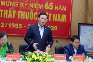 Bí thư Vương Đình Huệ: Phải tính đến cách ly cả khu phố