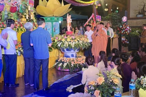 Hải Phòng: Chùa Linh Quang mừng Đại lễ Phật Đản 2022