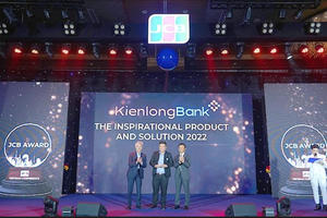 KienlongBank nhận giải thưởng “Sản phẩm và giải pháp truyền cảm hứng 2022” KienlongBank nhận giải thưởng “Sản phẩm và giải pháp truyền cảm hứng 2022”