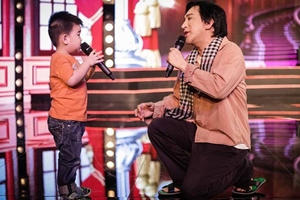 Con trai Kim Tử Long đại náo trường quay Danh hài Đất Việt