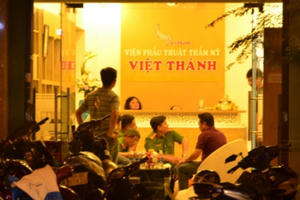 TP HCM: Nghi án bệnh nhân tử vong sau hút mỡ tại thẩm mỹ viện Việt Thành?