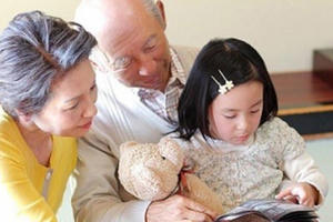 Cháu bà hay cháu ai?