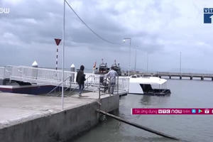 Màn cân não giữa biển cứu 42 hành khách