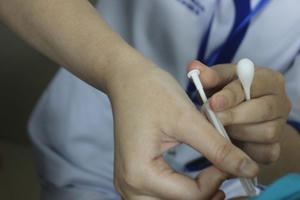 Hơn 50.000 người Việt tiêm vắc xin ngừa COVID-19/ngày Hơn 50.000 người Việt tiêm vắc xin ngừa COVID-19/ngày