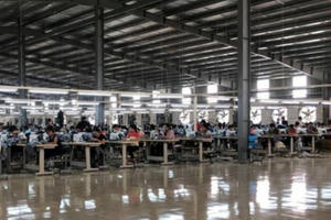 Thanh Hóa: Nắng nóng, nhiều công nhân may nhập viện do sốc nhiệt