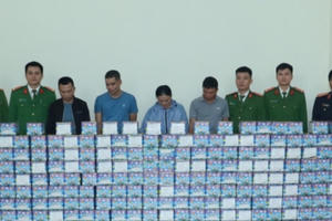 Bắt nam thanh niên cầm đầu đường dây buôn bán pháo từ nước ngoài về Việt Nam