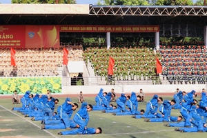 Gần 700 học viên công an hoàn thành huấn luyện đầu khóa