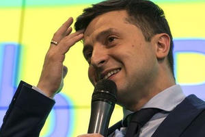 Bầu cử tổng thống Ukraine: Diễn viên hài dẫn đầu cuộc đua