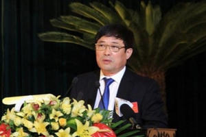 Thanh Hóa: Tỉnh chưa đồng ý, TP vẫn xét hàng loạt công chức