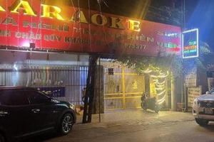 Nghệ An: Tụ điểm bay lắc, mại dâm núp bóng quán Karaoke