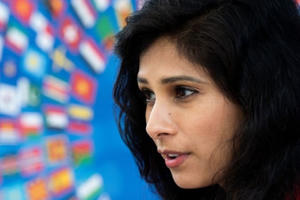 IMF nâng triển vọng kinh tế toàn cầu