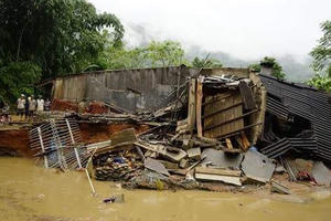 Lào Cai: 8 người chết và mất tích vụ lũ quét lán đào vàng