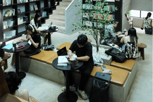 Xu hướng “cà phê học bài” xuyên đêm của sinh viên