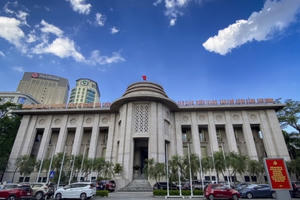 Chính phủ yêu cầu Ngân hàng Nhà nước tập trung xử lý các ngân hàng yếu kém