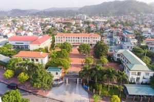 Sáp nhập lớn ở Quảng Ninh: Gộp trường, hợp bệnh viện, tinh giản bộ máy sự nghiệp công