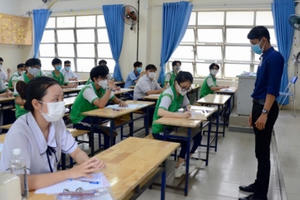 Thí sinh đạt 30 điểm vẫn trượt đại học là không bình thường, vô lý trong giáo dục