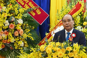 Chủ tịch nước Nguyễn Xuân Phúc trao Huân chương lao động hạng nhất cho Giáo hội Phật giáo Việt Nam Chủ tịch nước Nguyễn Xuân Phúc trao Huân chương lao động hạng nhất cho Giáo hội Phật giáo Việt Nam