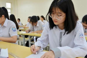 'Nóng' cuộc đua vào lớp 10 công lập