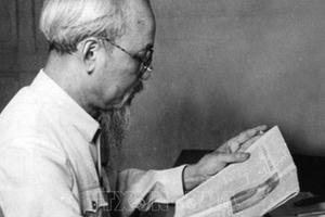 132 năm Ngày sinh Chủ tịch Hồ Chí Minh: 'Người là tình yêu thiết tha nhất...' 132 năm Ngày sinh Chủ tịch Hồ Chí Minh: 'Người là tình yêu thiết tha nhất...'