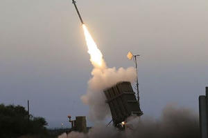 Syria bắn hạ hơn 30 tên lửa hành trình, bom dẫn đường của Israel