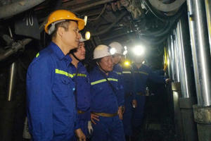 Than Khe Chàm bứt phá sản xuất, đảm bảo thu nhập cao cho người lao động