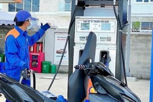 Giá xăng dầu có thể tăng nhẹ vào ngày mai 13/3