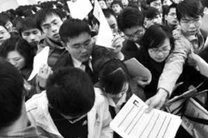 Trung Quốc nhượng bộ để níu chân doanh nghiệp nước ngoài sau 1 năm chiến tranh thương mại