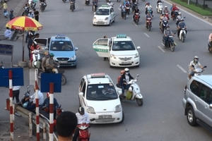 Bản tin Giao thông Plus: Bộ GTVT yêu cầu tăng cường xử lý "xe dù"