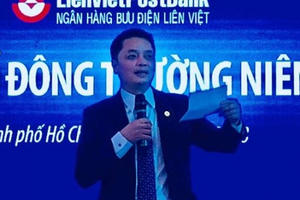 Ông Nguyễn Đức Hưởng tạm biệt LienVietPostBank sau 10 năm gắn bó