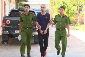 Bắt giam thanh niên nổ súng đòi nợ thuê Bắt giam thanh niên nổ súng đòi nợ thuê