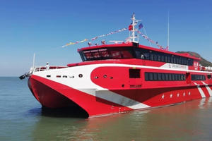 Bộ GTVT ủng hộ sử dụng tàu cao tốc để vận chuyển hàng hóa cho các tỉnh phía Nam