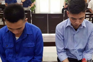 2 kẻ sát hại tài xế Grab rúng động Hà Nội hầu tòa