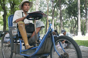 Bà Rịa - Vũng Tàu: Triển khai chính sách hỗ trợ lao động bán vé số dạo