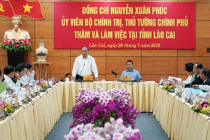 Thủ tướng làm việc với lãnh đạo chủ chốt tỉnh Lào Cai