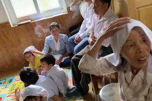 Công an phát hiện hóm sinh hoạt “Hội thánh đức chúa trời mẹ” trái phép ở Nghệ An