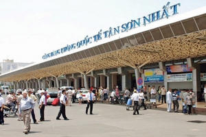 Nguyên nhân dẫn đến hơn 650 chuyến bay bị chậm, hủy ở sân bay Tân Sơn Nhất