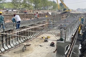 Cận cảnh thi công tuyến đường 110 tỷ/km ở Ninh Bình