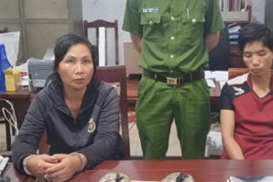 Vận chuyển 5 kg ma túy, 2 đối tượng bị tóm gọn