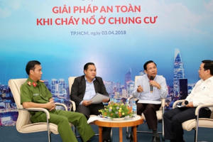Sau vụ cháy chung cư làm 13 người chết: Tìm giải pháp an toàn khi cháy nổ ở chung cư