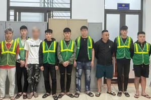 Bắt giữ các đối tượng đánh nhau, gây rối trật tự công cộng lúc nửa đêm