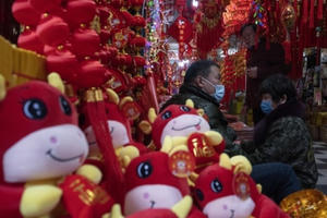 Người Châu Á đón Tết năm nay rất khác... Người Châu Á đón Tết năm nay rất khác...