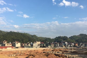 Địa ốc 7AM: Lỗ hổng quản lý trong “cơn lốc dự án ma”, xưởng gỗ trái phép ở Hải Dương Địa ốc 7AM: Lỗ hổng quản lý trong “cơn lốc dự án ma”, xưởng gỗ trái phép ở Hải Dương