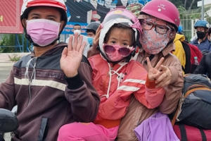 Về quê - Quyết định nặng lòng của công nhân