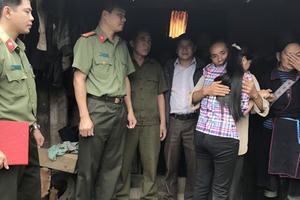 Sau gần 1 tháng bị bán sang Trung Quốc làm vợ, nữ sinh ở Lào Cai đã trở về với gia đình