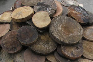 Bị ung thư gan nếu sử dụng thớt gỗ bị mốc